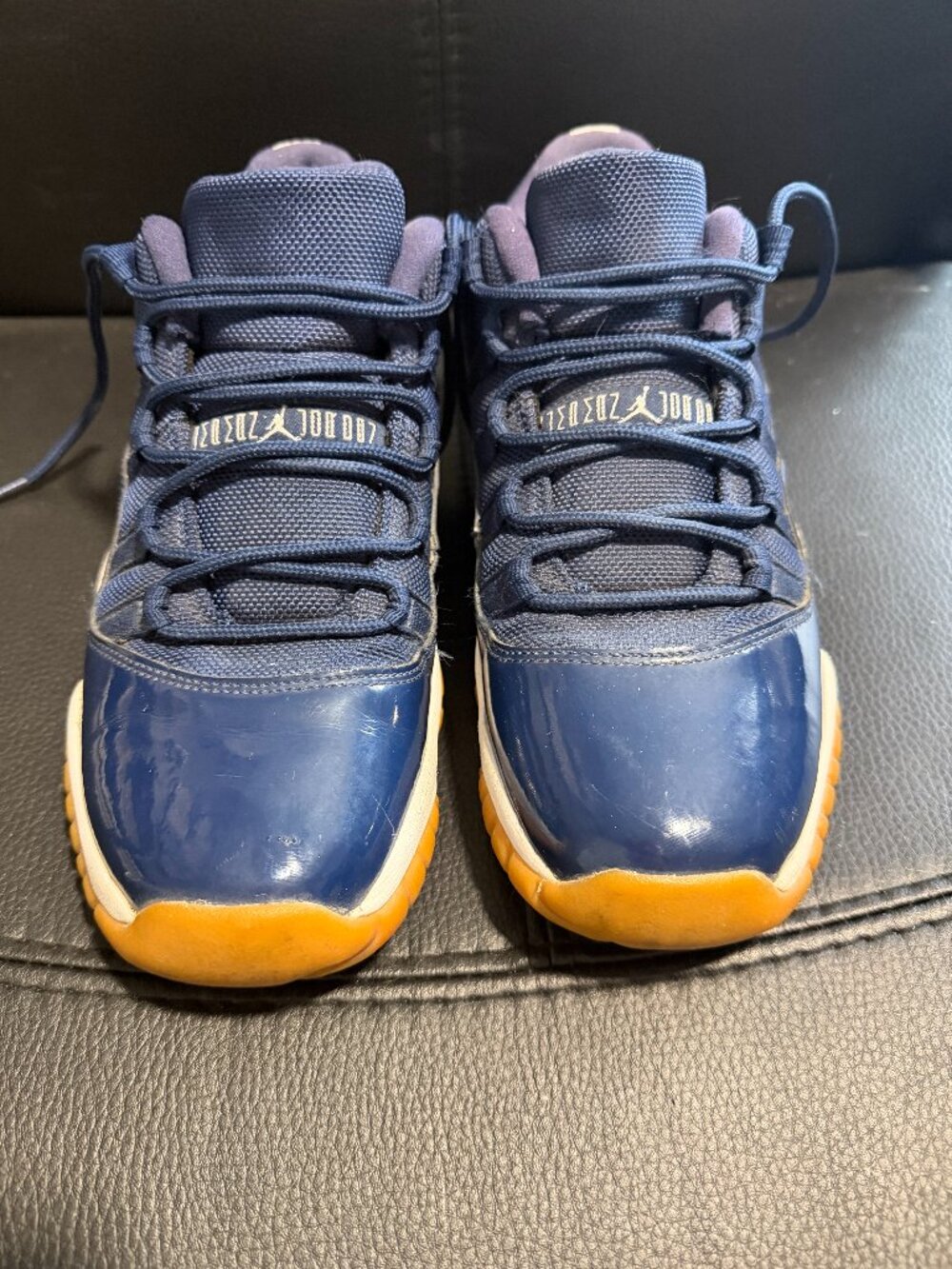 Jordan 11 Retro Low Navy/Gum sz Y7